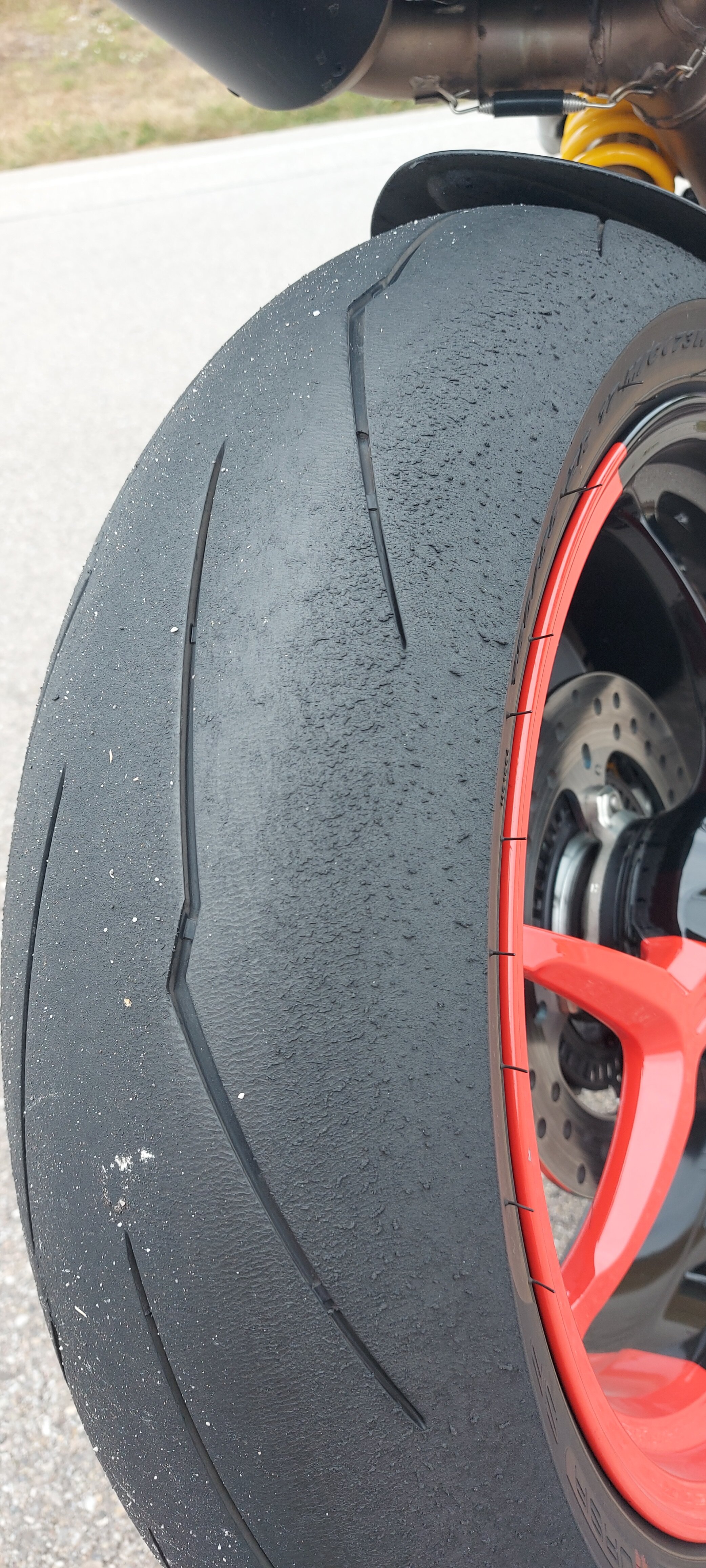 Pneumatici Moto Diablo Supercorsa SC2 V2 - 120/70ZR17 + 180/55ZR17, Per Pista E Strada - Foto 12