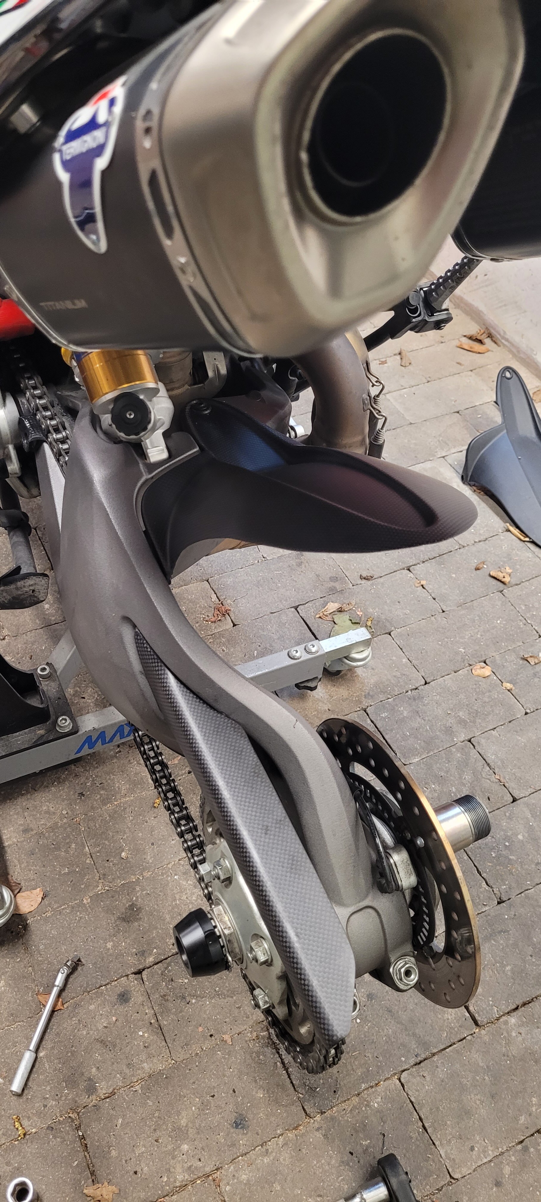 Ducati SuperSport S Carbon Schutzblech Hinten - Ducati Saarland Moto