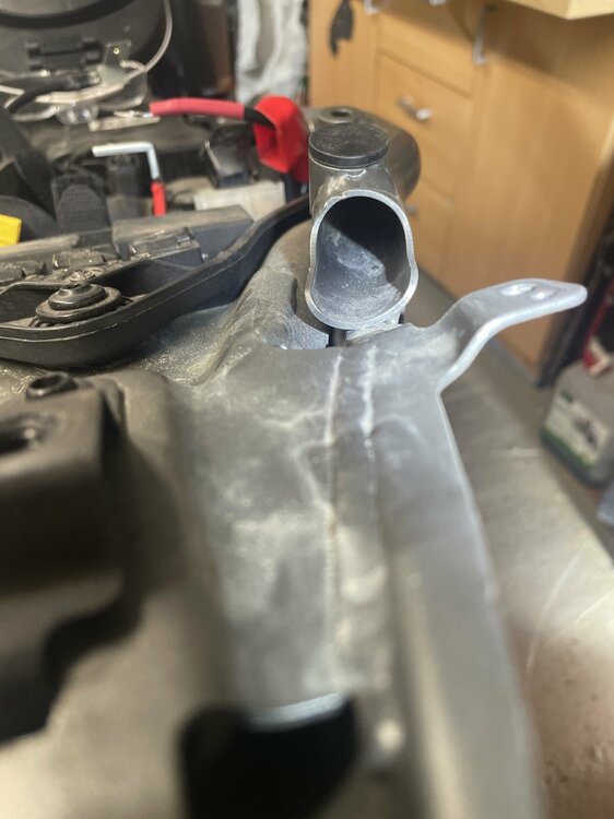 Rohr oben rechts.JPG