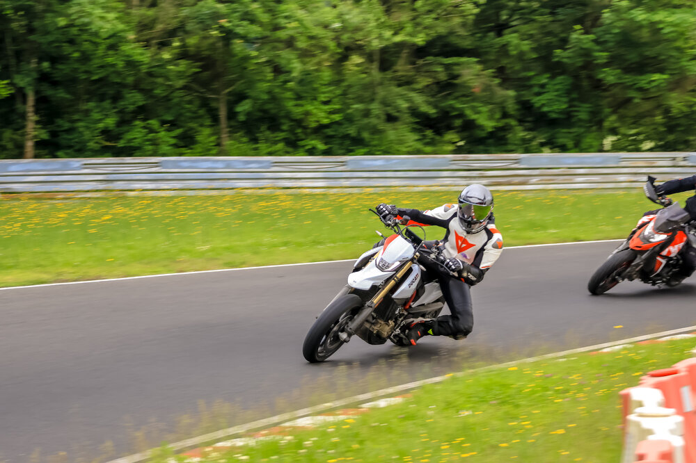 VBK-7120.thumb.jpg.4de781ac3f0dff75c88a9f6ebab01fea.jpg